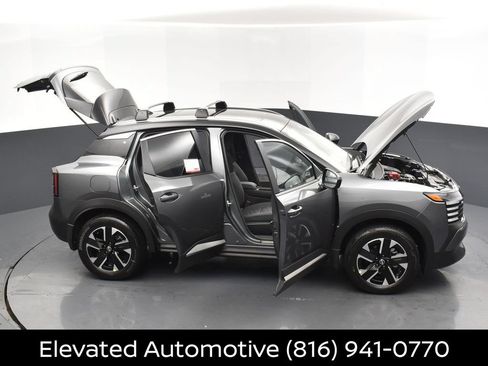 Certified 2026 Nissan Kicks SV w/ SV Premium Package AWD/4WD image 30