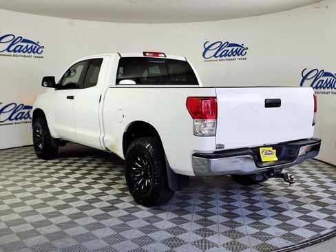 Used 2010 Toyota Tundra 2WD Double Cab image 2