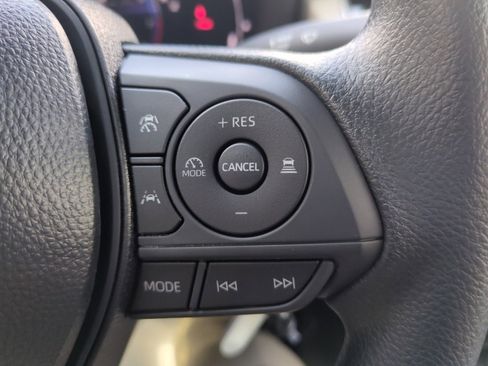 New 2026 Toyota Corolla Cross L image 21