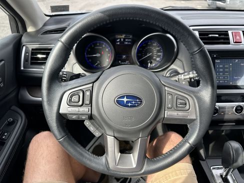 Used 2015 Subaru Outback 3.6R Limited image 17