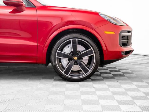 Certified 2023 Porsche Cayenne Turbo image 36