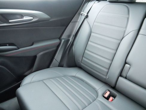 Certified 2024 Dodge Hornet GT image 12