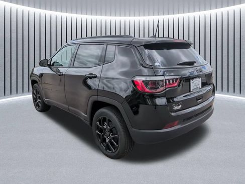 New 2026 Jeep Compass Latitude AWD/4WD image 12