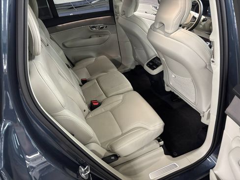 Certified 2026 Volvo XC90 B6 Ultra AWD/4WD image 17