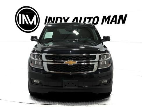 Used 2017 Chevrolet Suburban LT image 9