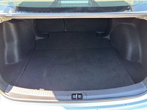 Used 2025 Toyota Corolla LE FWD image 41