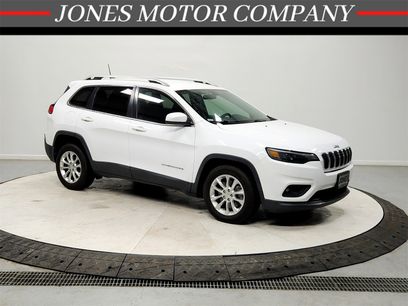 Used 2019 Jeep Cherokee Latitude w/ Popular Appearance Group