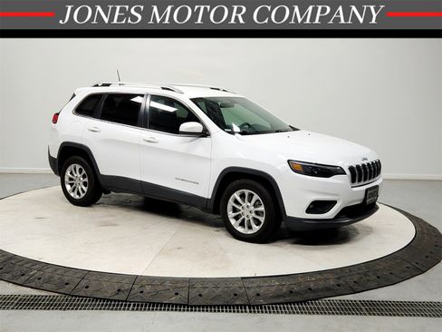 Used 2019 Jeep Cherokee Latitude w/ Popular Appearance Group image 1