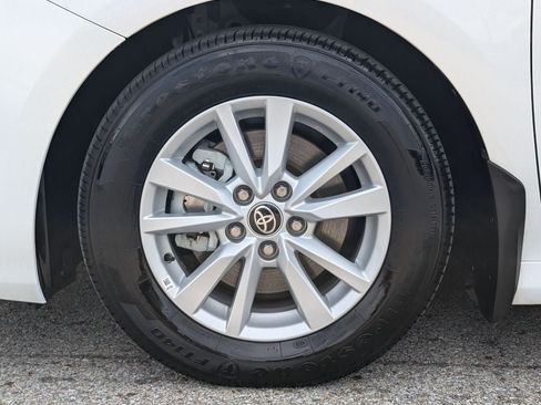 Certified 2026 Toyota Camry LE FWD image 31