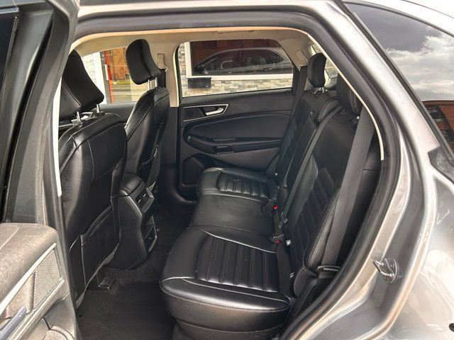Used 2024 Ford Edge SEL AWD/4WD image 16