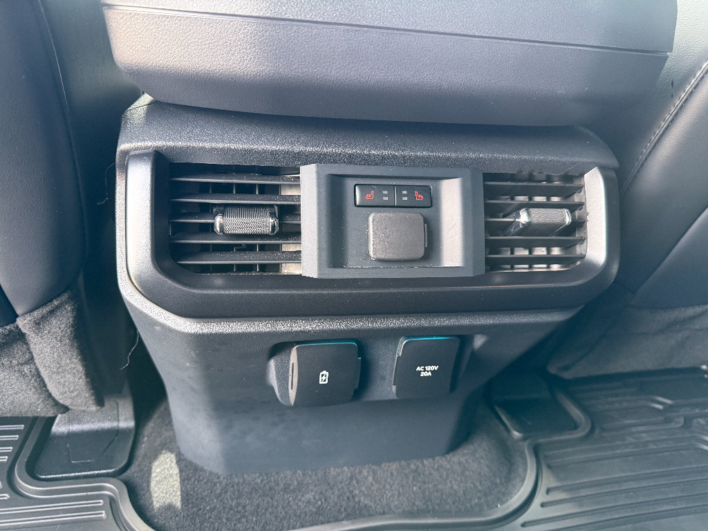 Used 2025 Ford F150 Raptor AWD/4WD image 11