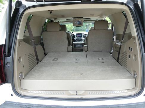 Used 2017 Chevrolet Tahoe Premier AWD/4WD image 32