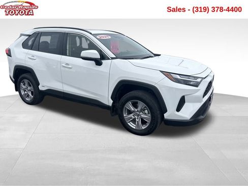 Certified 2025 Toyota RAV4 XLE w/ Convenience Package image 9