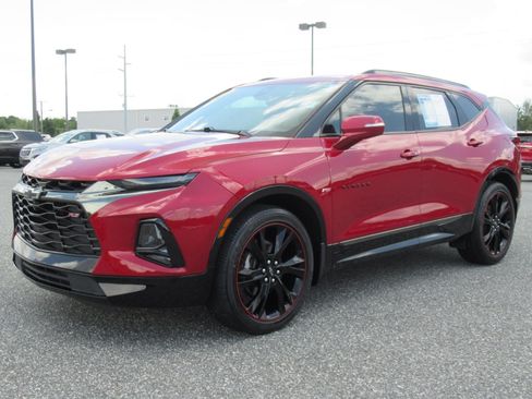 Used 2019 Chevrolet Blazer RS FWD image 3