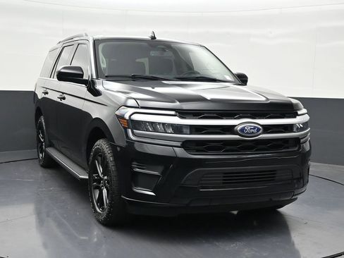 Used 2022 Ford Expedition XLT RWD image 8