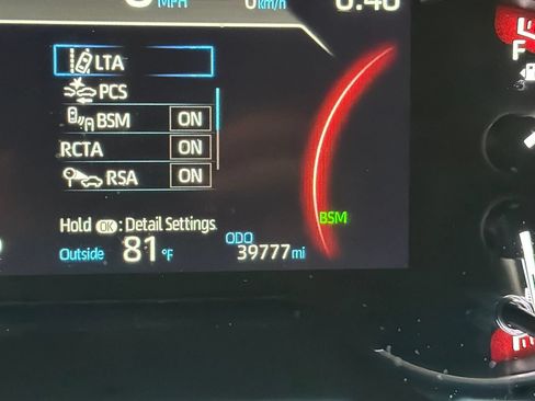 Used 2024 Toyota RAV4 LE FWD image 8