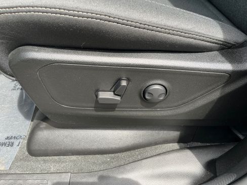Used 2023 RAM 1500 Big Horn AWD/4WD image 13