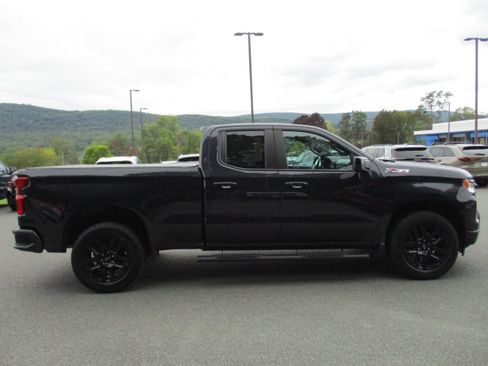 Used 2023 Chevrolet Silverado 1500 RST AWD/4WD image 4