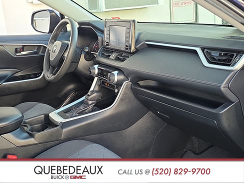 Used 2021 Toyota RAV4 XLE FWD image 29