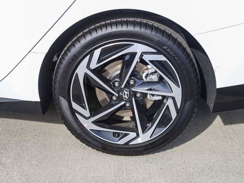 New 2026 Hyundai Sonata SEL FWD image 14