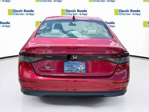 Certified 2023 Honda Accord EX image 7