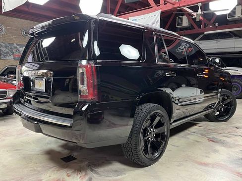 Used 2019 GMC Yukon Denali AWD/4WD image 2