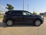 Used 2022 Ford Edge SEL image 4