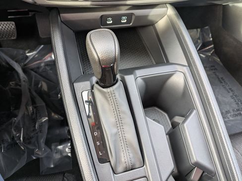 Certified 2025 Honda Accord SE image 18