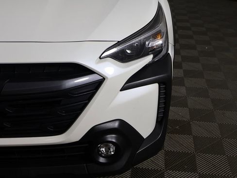 Used 2023 Subaru Outback Premium image 11