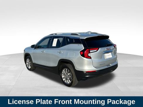 Used 2022 GMC Terrain SLT image 3