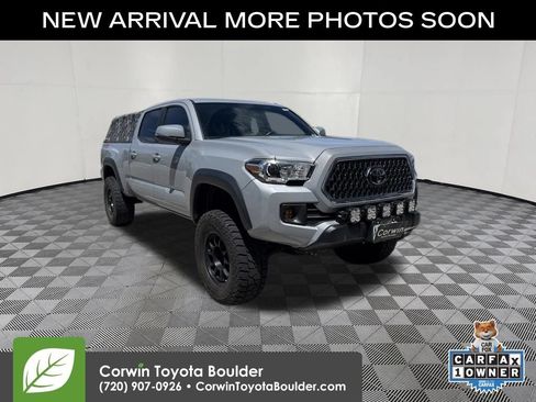Used 2019 Toyota Tacoma TRD Off-Road w/ TRD Premium Off Road Package AWD/4WD image 1