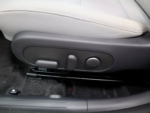 Used 2025 Hyundai Kona SEL image 23