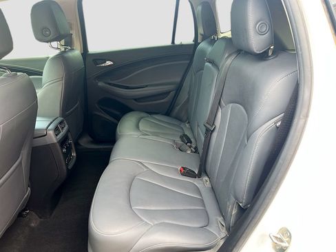 Used 2019 Buick Envision Essence FWD image 24