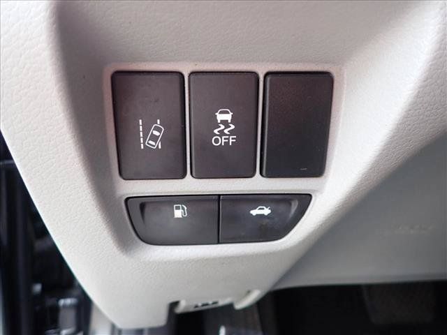 Used 2015 Acura TLX w/ Technology Package FWD image 22