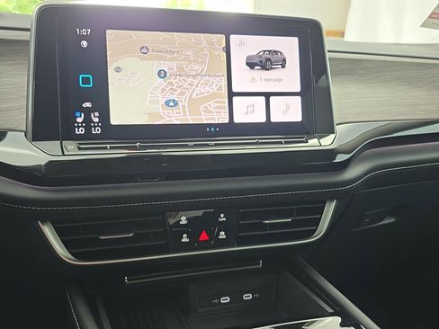 Certified 2025 Volkswagen Atlas SEL AWD/4WD image 21