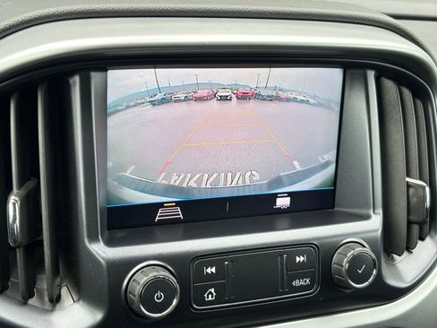 Used 2021 Chevrolet Colorado LT w/ LT Convenience Package RWD image 18