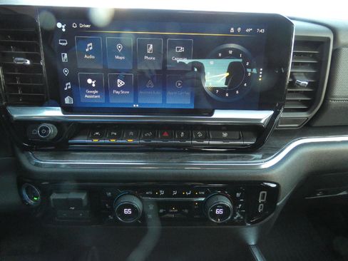 Certified 2024 Chevrolet Silverado 1500 LTZ AWD/4WD image 21