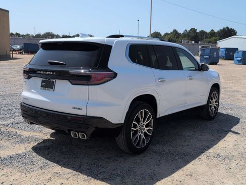 New 2026 GMC Acadia Denali Ultimate FWD image 6