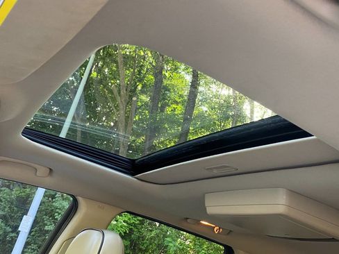 Used 2013 Jeep Grand Cherokee Overland image 36