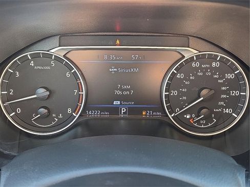 Used 2025 Nissan Altima 2.5 SV image 17