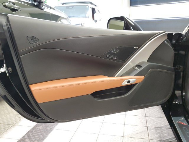 Used 2017 Chevrolet Corvette Stingray Convertible RWD image 12