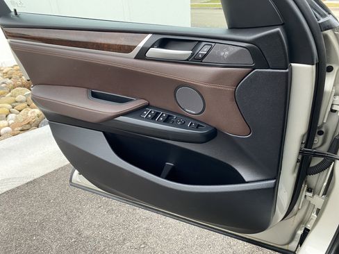 Used 2016 BMW X3 xDrive28i image 17