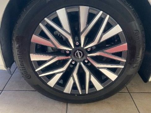 Used 2024 Nissan Altima 2.5 SV w/ SV Premium Package image 31