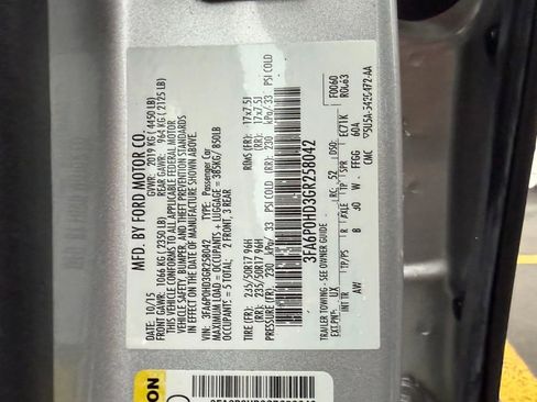 Used 2016 Ford Fusion SE image 33