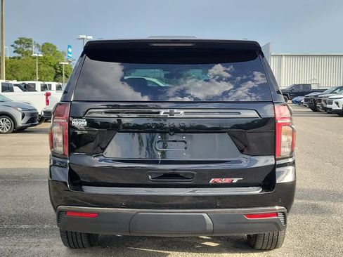 Used 2021 Chevrolet Tahoe RST w/ Luxury Package RWD image 12