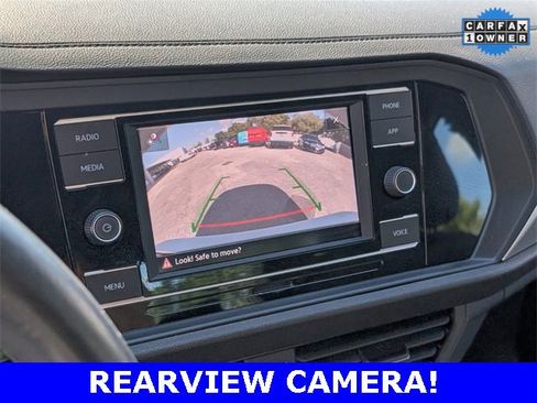 Used 2023 Volkswagen Jetta Sport image 17