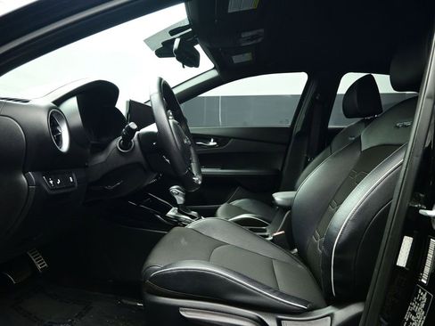 Used 2022 Kia Forte GT-Line w/ GT-Line Premium Package image 15