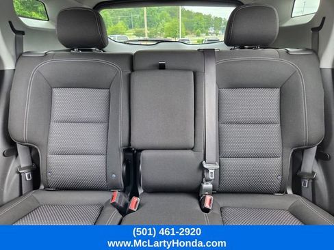 Used 2024 GMC Terrain SLE FWD image 10