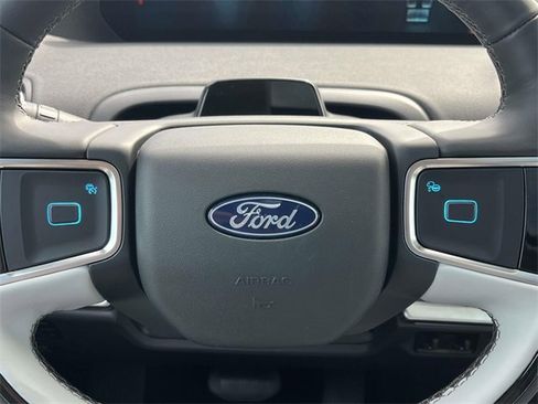 New 2025 Ford Expedition Max Platinum w/ Platinum Ultimate Package image 9