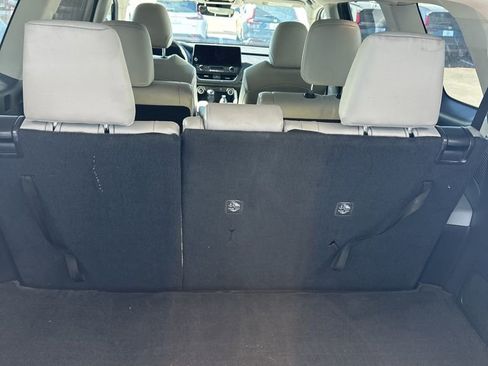 Used 2024 Toyota Grand Highlander XLE image 19